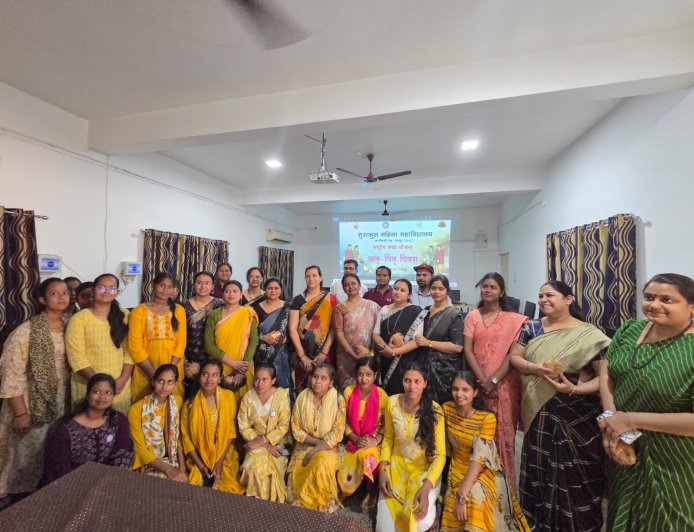 “माता-पिता हमारे जीवन की प्रथम पाठशाला”