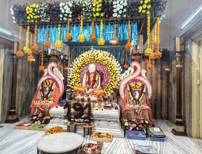 मातृप्रेम, त्याग एवं साधना की मूर्त अभिव्यक्ति -: श्रीरामकृष्ण परमहंस