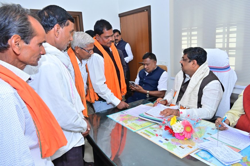 सहयोग केन्द्र में 225 विषयों से जुड़े 142 आवेदन प्राप्त, कैबिनेट मंत्री गजेन्द्र यादव ने दिए त्वरित समाधान के निर्देश