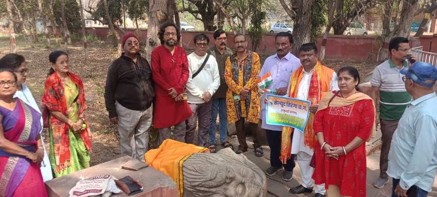 *विश्व कवि गुरुदेव रविंद्र नाथ टैगोर की खंडित प्रतिमा प्रबंधन ने संधारण के लिए मैत्री बाग स्थानांतरित किया*