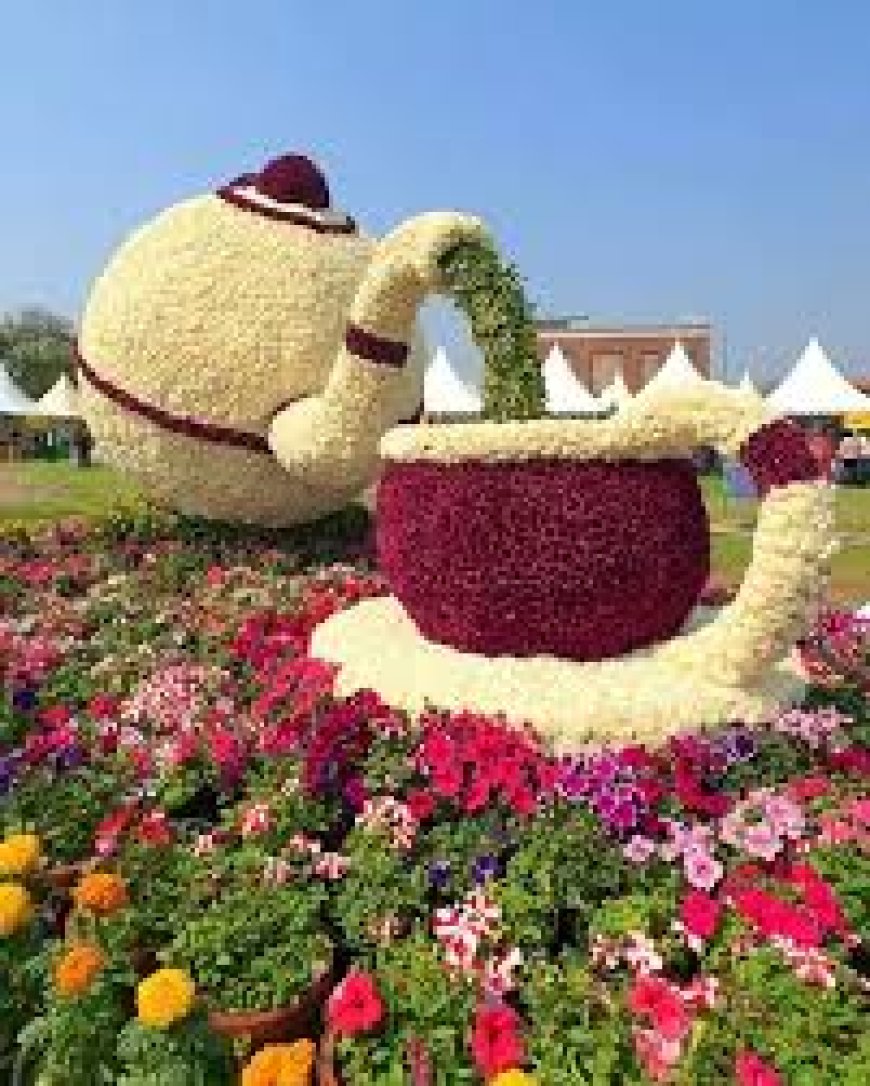 20 क्विंटल फूलों से बनाया गया केदारनाथ मंदिर का भव्य स्वरूप; विदेशों से भी लाए गए हैं फूल…